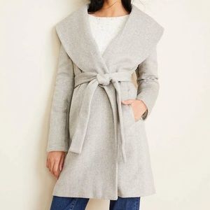 Ann Taylor Shawl collar belted coat - like new XSP